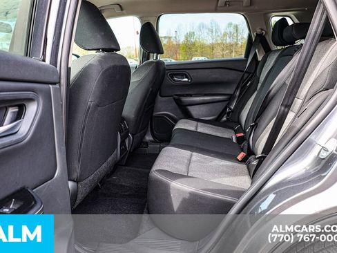 Used 2025 Nissan Rogue SV FWD image 21