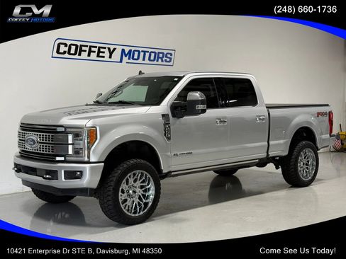 Used 2019 Ford F250 Platinum w/ Platinum Ultimate Package AWD/4WD image 1