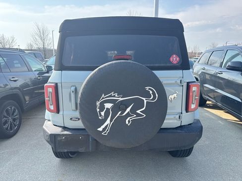 Used 2023 Ford Bronco Outer Banks image 4