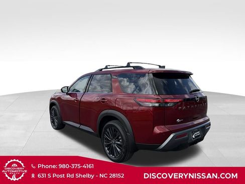 New 2026 Nissan Pathfinder SL w/ SL Premium Package AWD/4WD image 9