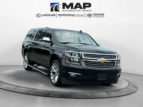 Used 2017 Chevrolet Suburban Premier AWD/4WD image 7