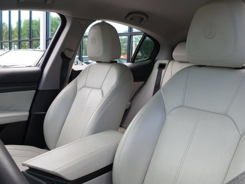 Used 2019 Alfa Romeo Stelvio RWD image 26