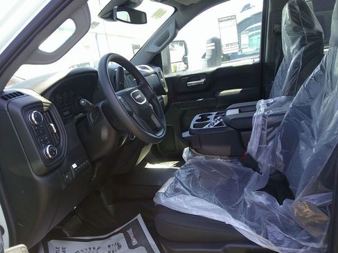 New 2025 GMC Sierra 3500 Pro w/ Convenience Package image 10