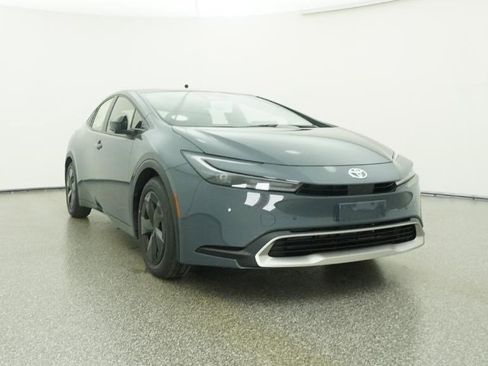 New 2026 Toyota Prius Plug-In Hybrid image 32