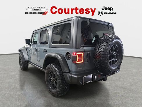 Certified 2024 Jeep Wrangler Willys image 7