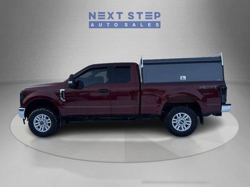 Used 2017 Ford F250 XLT w/ XLT Value Package image 4