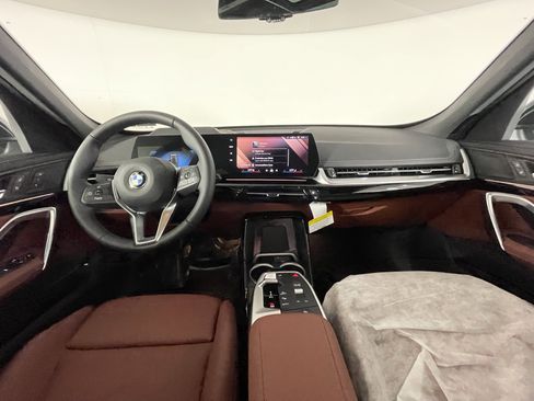 New 2026 BMW X1 xDrive28i w/ Technology Package image 17