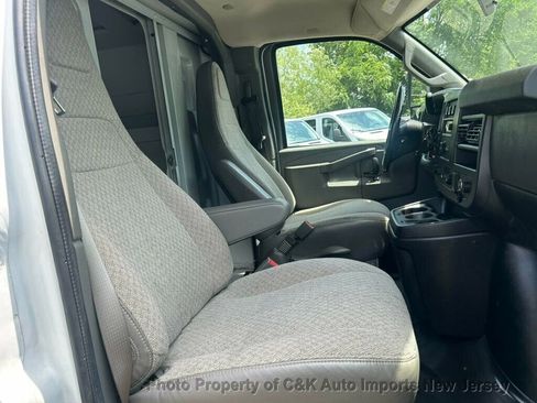 Used 2020 Chevrolet Express 3500 w/ Power Convenience Package RWD image 25