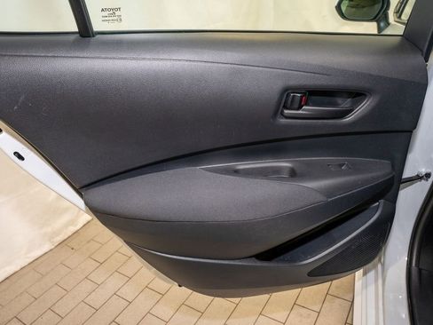 Certified 2024 Toyota Corolla LE image 9