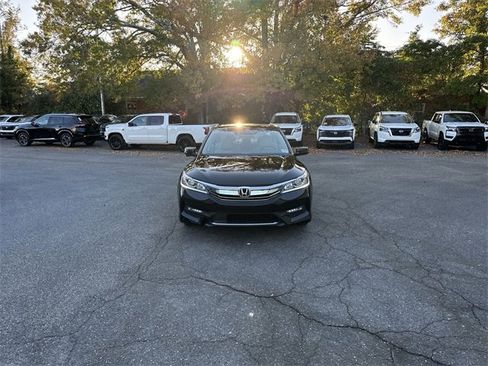 Used 2016 Honda Accord EX-L image 2