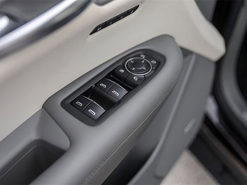 Used 2021 Cadillac XT5 Premium Luxury image 37