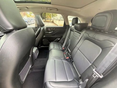 New 2026 Lincoln Corsair Reserve image 12