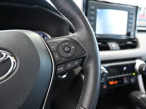 Used 2021 Toyota RAV4 XLE w/ Convenience Package AWD/4WD image 26