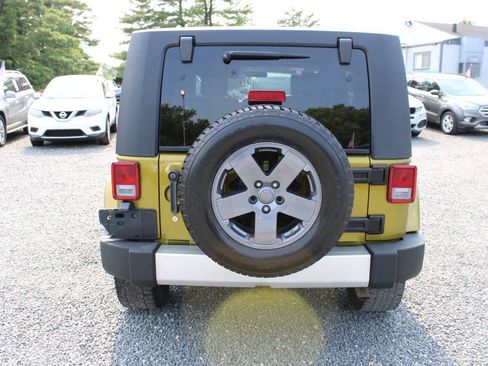 Used 2008 Jeep Wrangler Unlimited Sahara AWD/4WD image 8