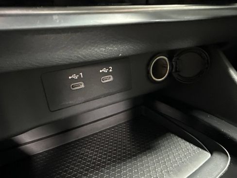 Used 2025 Nissan Rogue SV FWD image 27