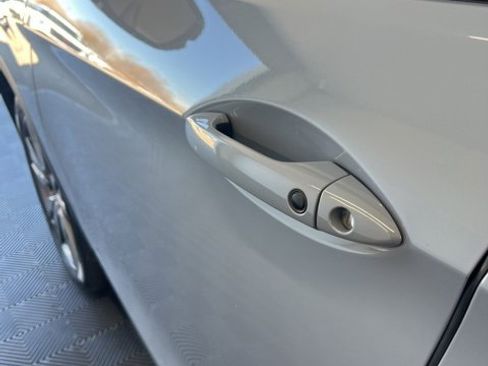 Used 2022 Honda Pilot Sport image 6