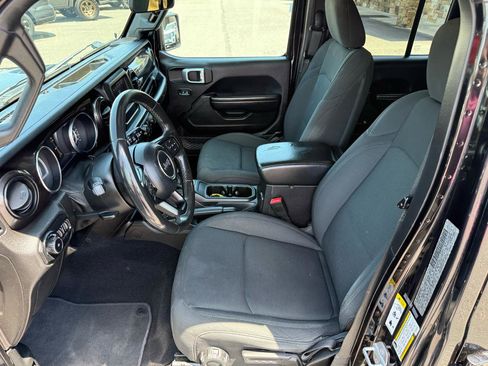 Used 2020 Jeep Wrangler Unlimited Sport AWD/4WD image 11