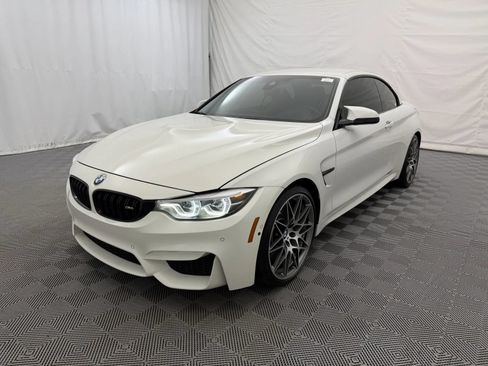 Used 2018 BMW M4 Convertible RWD image 11