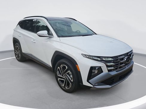 New 2026 Hyundai Tucson Limited AWD/4WD image 3