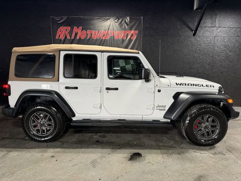 Used 2019 Jeep Wrangler Unlimited Sport S image 6