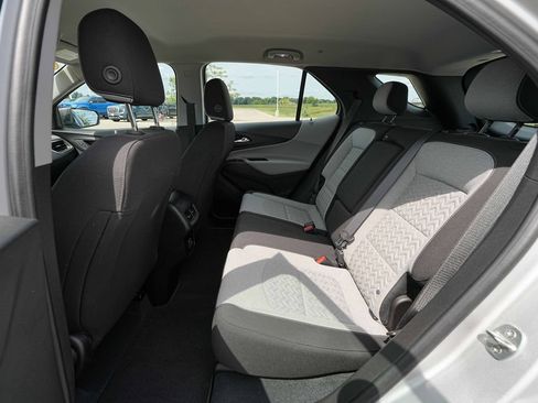 Used 2022 Chevrolet Equinox LS AWD/4WD image 19