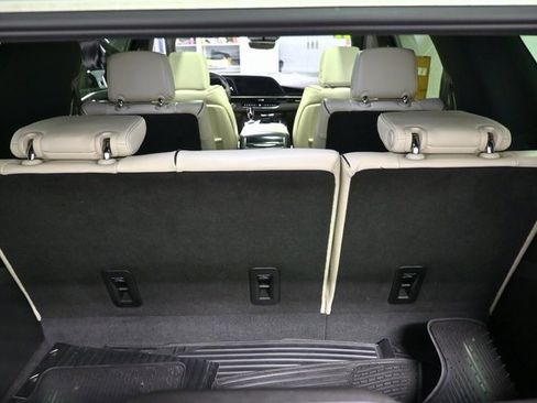 Used 2021 Cadillac Escalade Sport w/ Driver Assist Tech Package image 17