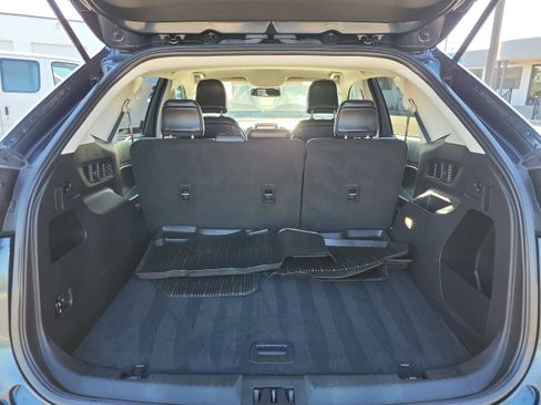 Used 2023 Ford Edge SEL AWD/4WD image 8