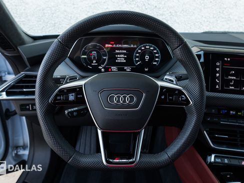 Used 2024 Audi RS e-tron GT AWD/4WD image 27
