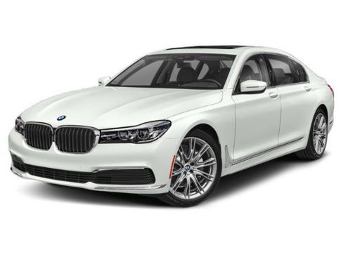 Used 2019 BMW 740i w/ M Sport Package RWD image 1