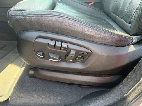 Used 2015 BMW X5 xDrive50i AWD/4WD image 23