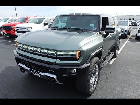 Used 2024 GMC Hummer EV 3X AWD/4WD image 3