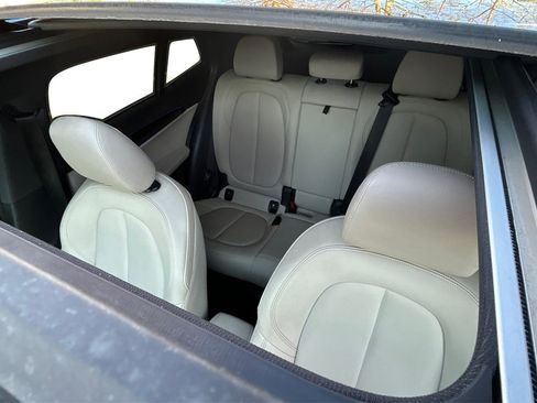 Used 2018 BMW X2 xDrive28i w/ M SportX Package image 12