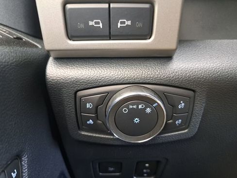 Used 2022 Ford F350 Lariat w/ Lariat Ultimate Package AWD/4WD image 25