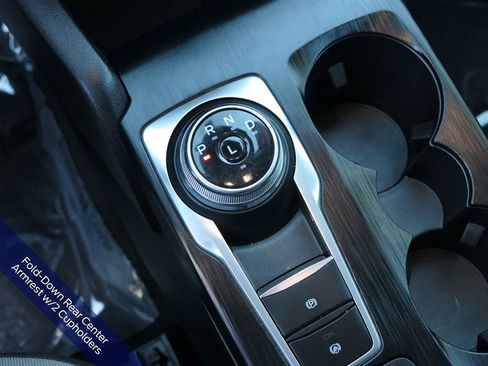 Used 2022 Ford Escape SE w/ SE Sport Appearance Package image 24