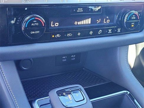 New 2026 Nissan Pathfinder SV AWD/4WD image 17