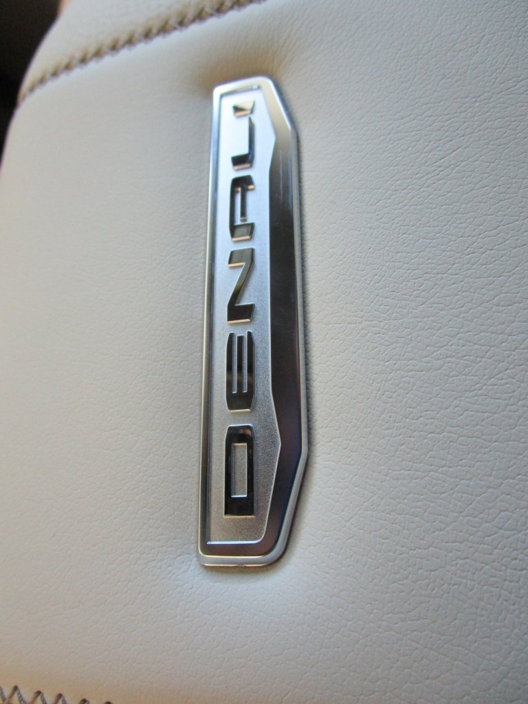 New 2026 GMC Yukon Denali w/ Advanced Technology Package RWD image 40