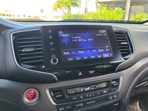 Used 2023 Honda Ridgeline RTL image 21