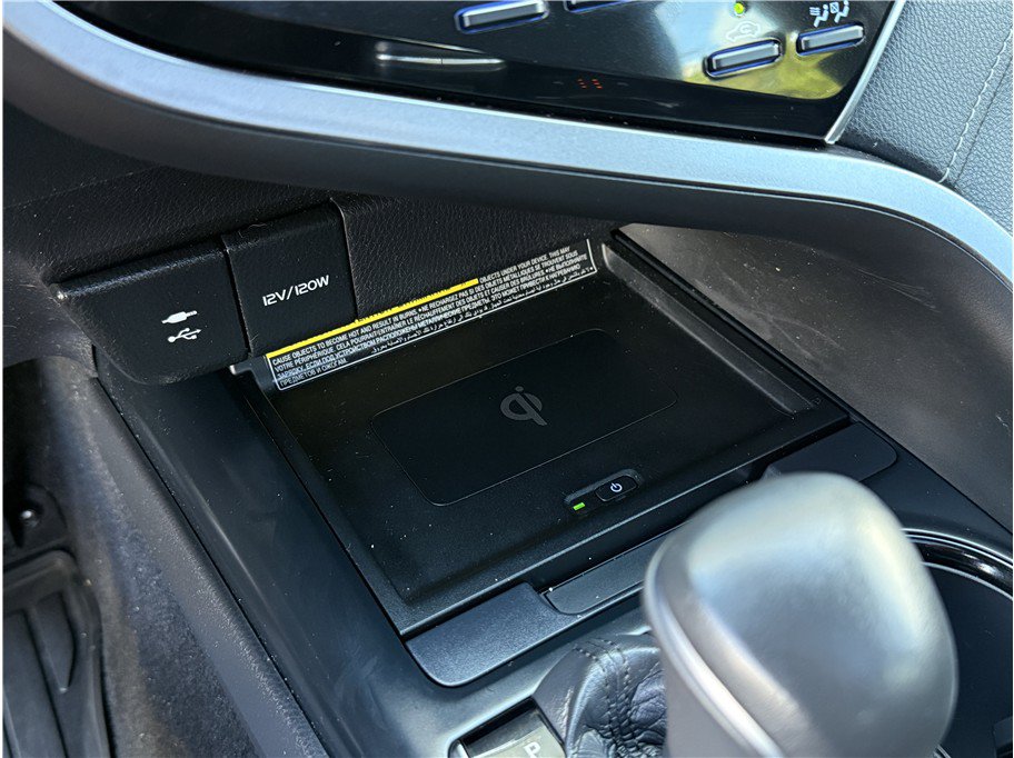 Used 2018 Toyota Camry SE w/ Audio Package FWD image 23