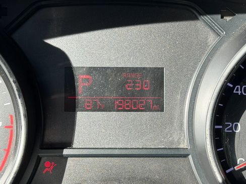 Used 2015 Kia Sedona LX FWD image 20