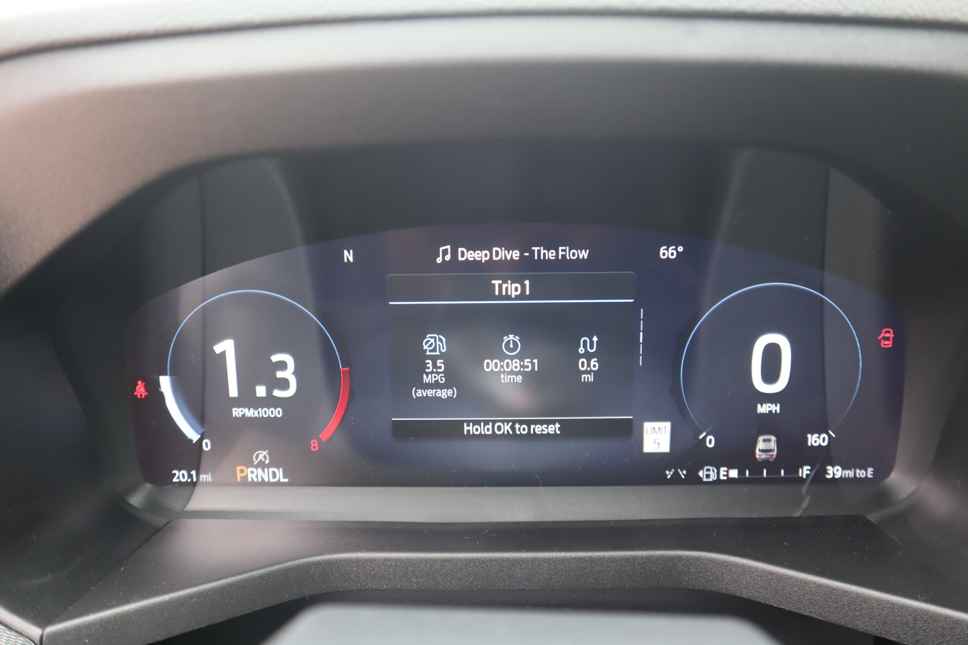 New 2027 Ford Explorer ST-Line w/ Premium Package AWD/4WD image 4