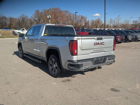 Used 2019 GMC Sierra 1500 SLT image 3