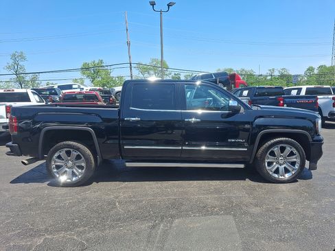 Used 2018 GMC Sierra 1500 Denali w/ Denali Ultimate Package AWD/4WD image 7