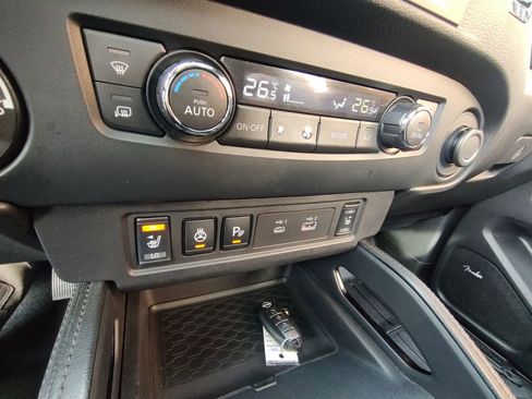 Used 2022 Nissan Frontier PRO-4X image 22