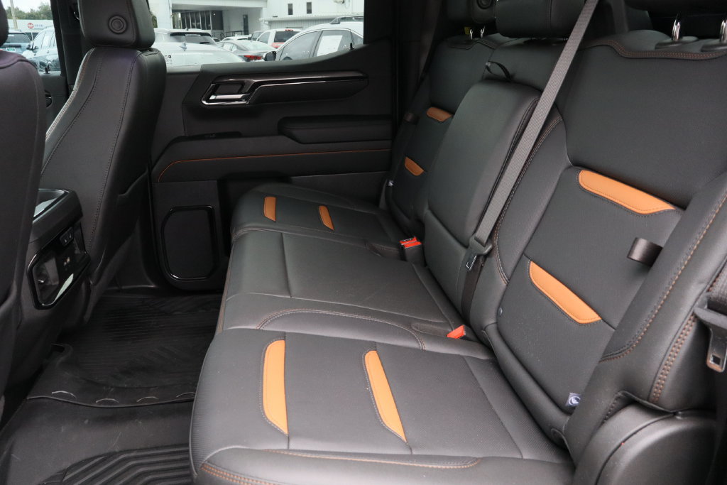 Certified 2024 GMC Sierra 1500 AT4 w/ Technology Package AWD/4WD image 27