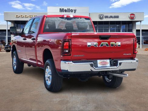 New 2025 RAM 2500 Big Horn AWD/4WD image 4
