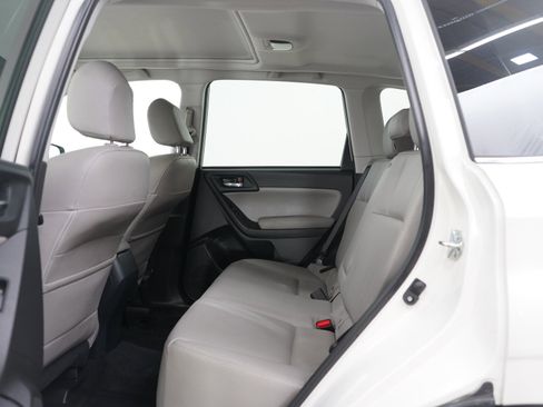 Used 2015 Subaru Forester 2.5i Limited w/ Popular Package #2 image 18