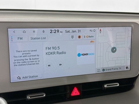 Used 2024 Hyundai Ioniq 5 SEL image 18