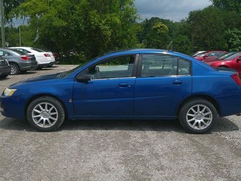 Used 2006 Saturn ION Level 3 FWD image 1