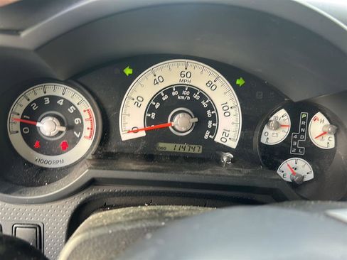 Used 2014 Toyota FJ Cruiser 4WD w/ Convenience Package image 8