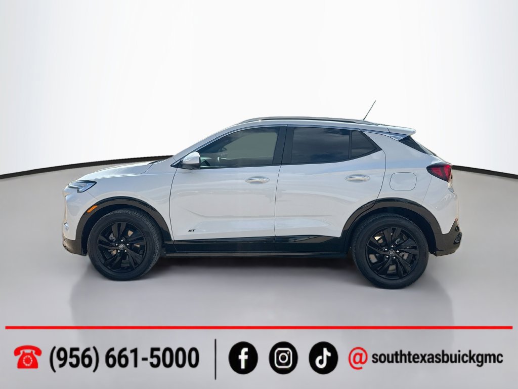 Used 2025 Buick Encore GX Sport Touring w/ Advanced Technology Package FWD image 4